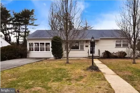 41 Burt St, Bridgeton, NJ 08302
