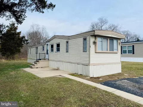 1976 N East Ave #5, Vineland, NJ 08360