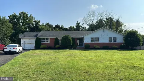 7 Cambridge Ave, Bridgeton, NJ 08302