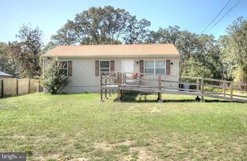 550 Bird St, Vineland, NJ 08360