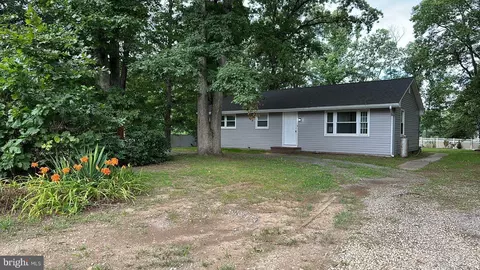 102 W Dawson Dr, Bridgeton, NJ 08302