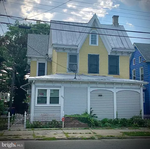 228 N 2nd St, Millville, NJ 08332