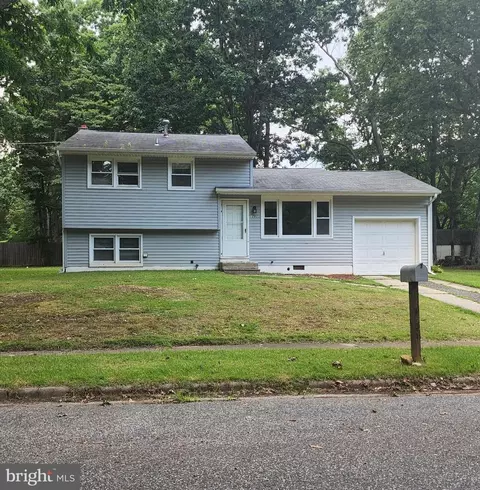 1290 Old Lake Rd, Newfield, NJ 08344