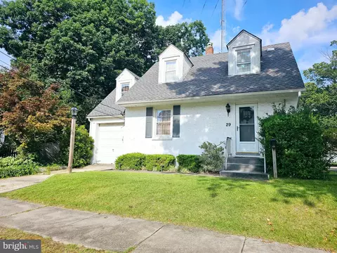 29 Glenn Ter, Vineland, NJ 08360
