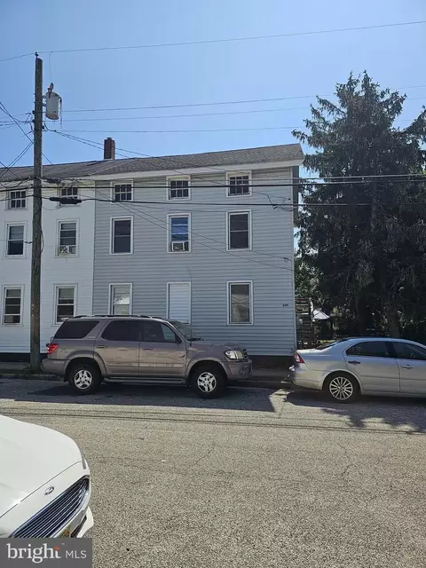 309 W Green St, Millville, NJ 08332