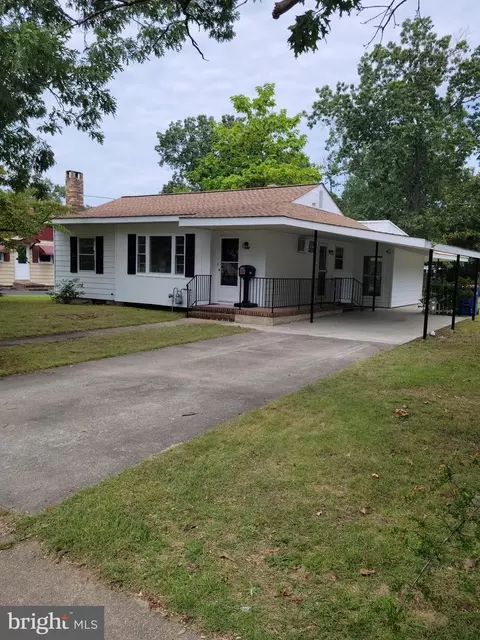 102 Arnold Dr, Millville, NJ 08332