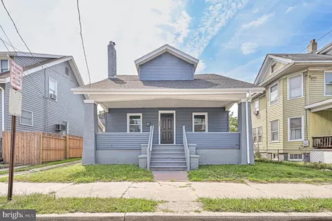 232 S 3rd St, Millville, NJ 08332