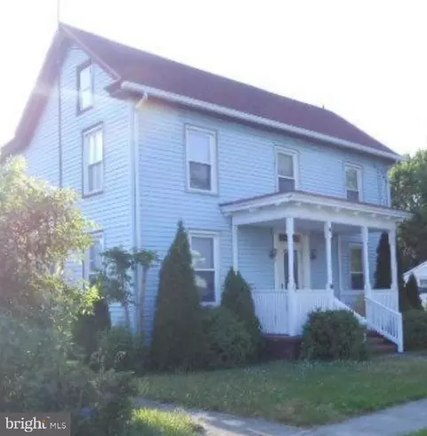 34 Franklin St, Cedarville, NJ 08311
