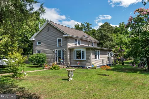 1572 E Buckshutem Rd, Millville, NJ 08332