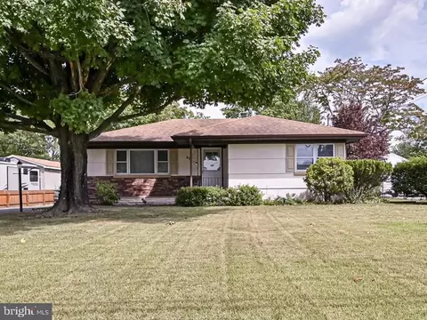419 Highland Ave, Vineland, NJ 08361
