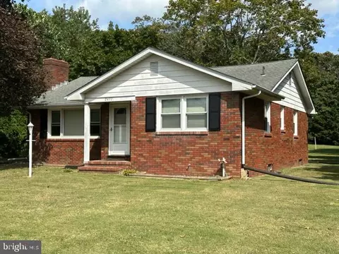 2477 S East Blvd, Vineland, NJ 08360