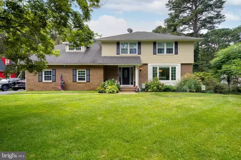 621 Quail Dr, Millville, NJ 08332