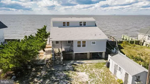 294 New Jersey Ave, Fortescue, NJ 08321