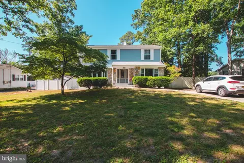 2427 Shamrock Ln, Millville, NJ 08332