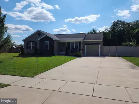 239 E Grant Ave, Vineland, NJ 08360