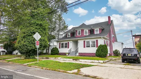 834 Elmer St, Vineland, NJ 08360