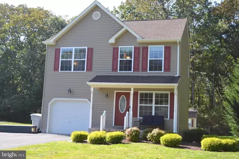 1032 Golda Ln, Vineland, NJ 08361