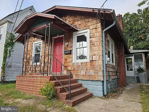 308 N 8th St, Millville, NJ 08332