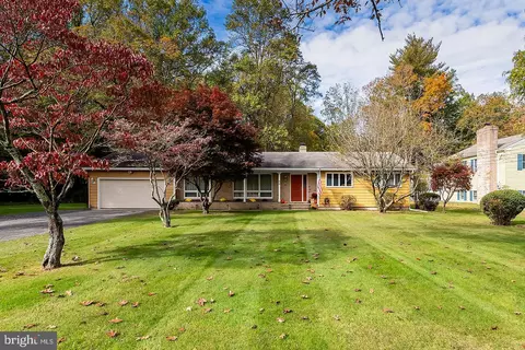 66 S Spring Rd, Vineland, NJ 08361