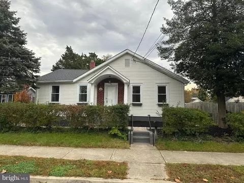 65 Magnolia Ave, Bridgeton, NJ 08302