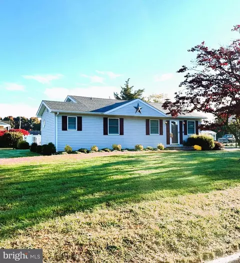 11 Tipton Dr, Bridgeton, NJ 08302