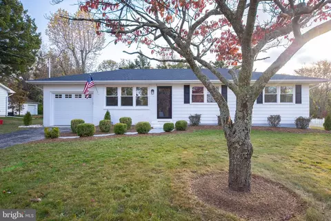 1405 E Walnut Rd, Vineland, NJ 08361