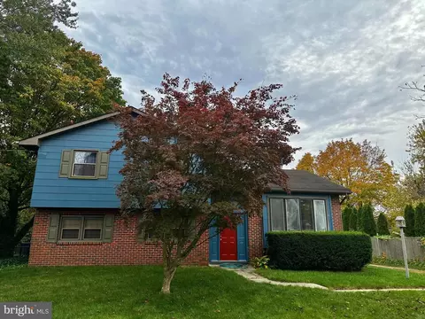 61 E Butler Ave, Vineland, NJ 08360