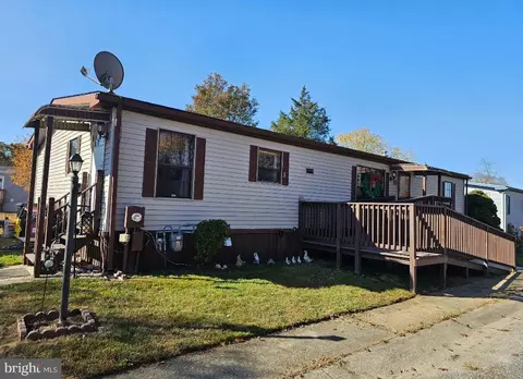 19 Jackson Dr, Millville, NJ 08332