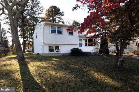 1645 Berkshire Dr, Vineland, NJ 08360