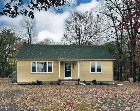 1240 Pennsylvania Ave, Vineland, NJ 08361