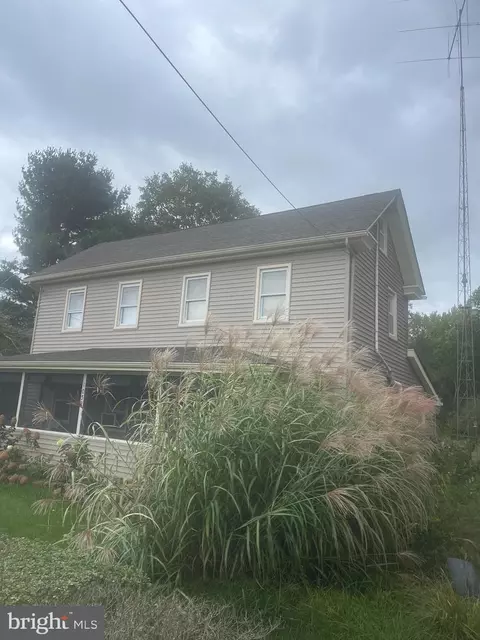 1052 Main St, Port Norris, NJ 08349