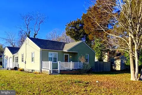 302 N Main Rd, Vineland, NJ 08360
