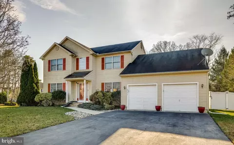 2591 Michelon Ct, Vineland, NJ 08361
