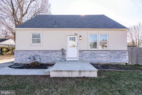 309 Laurel St, Vineland, NJ 08360