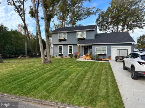 1634 James Ct, Vineland, NJ 08361