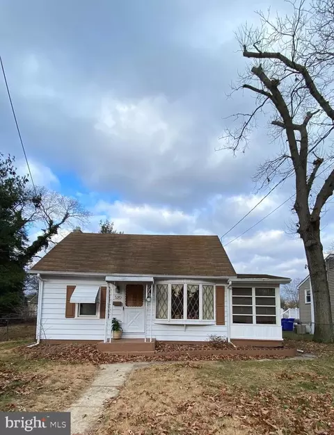 520 W Race St, Millville, NJ 08332