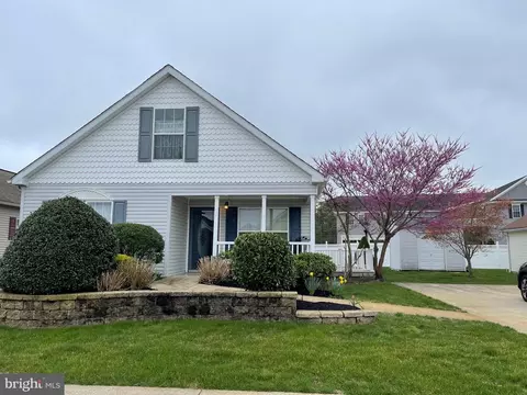 90 Reagan Ct, Millville, NJ 08332