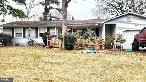921 Pineview Ter, Millville, NJ 08332