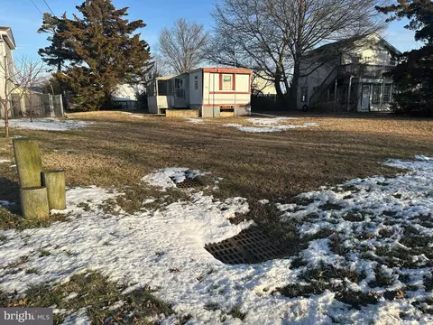 868 Downe, Fortescue, NJ 08321