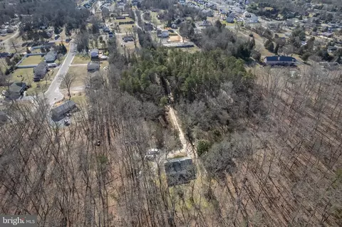 2402 Newcombtown Rd, Millville, NJ 08332