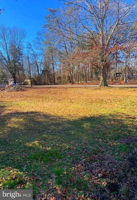 7701 Whittier Dr, Millville, NJ 08332