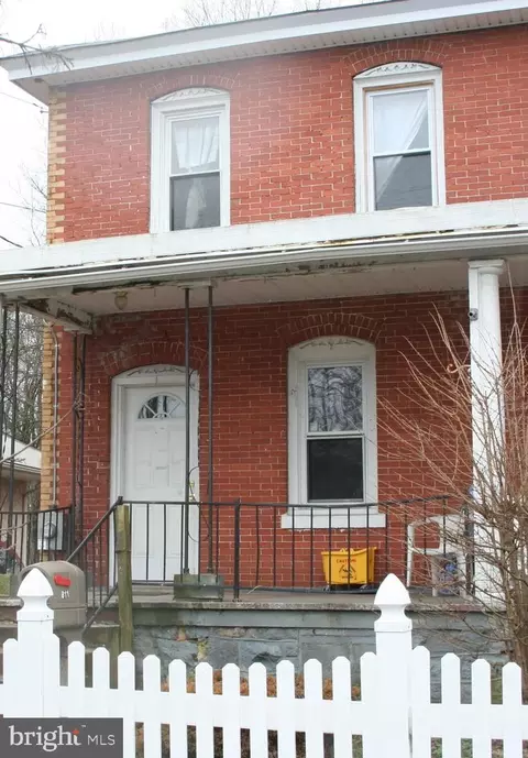 811 E Chestnut Ave, Vineland, NJ 08360