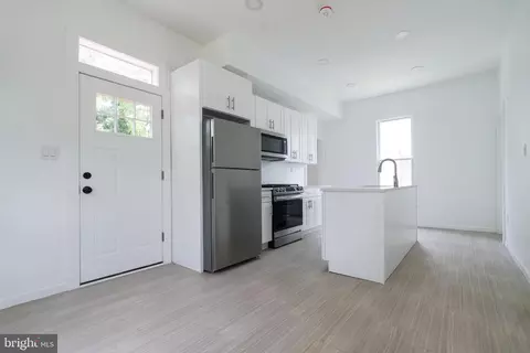 508 E Pine St, Millville, NJ 08332