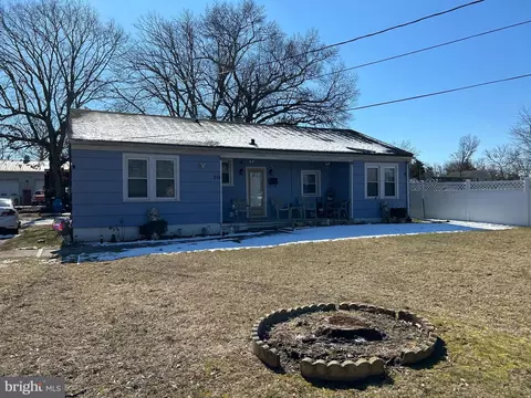 213 Fenimore St, Vineland, NJ 08360