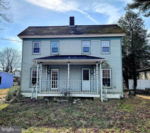 9551 Highland St, Mauricetown, NJ 08329