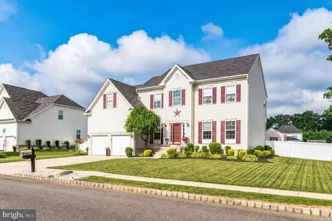 10 Cecile Dr, Millville, NJ 08332