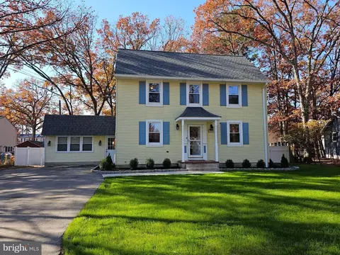 924 Pineview Ter, Millville, NJ 08332
