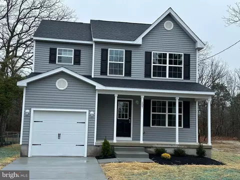 207 9th St S, Millville, NJ 08332