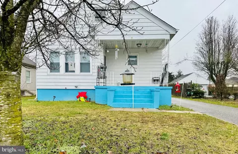 1009 Hamilton Dr, Vineland, NJ 08360