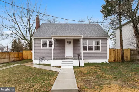 703 E Broad St, Millville, NJ 08332